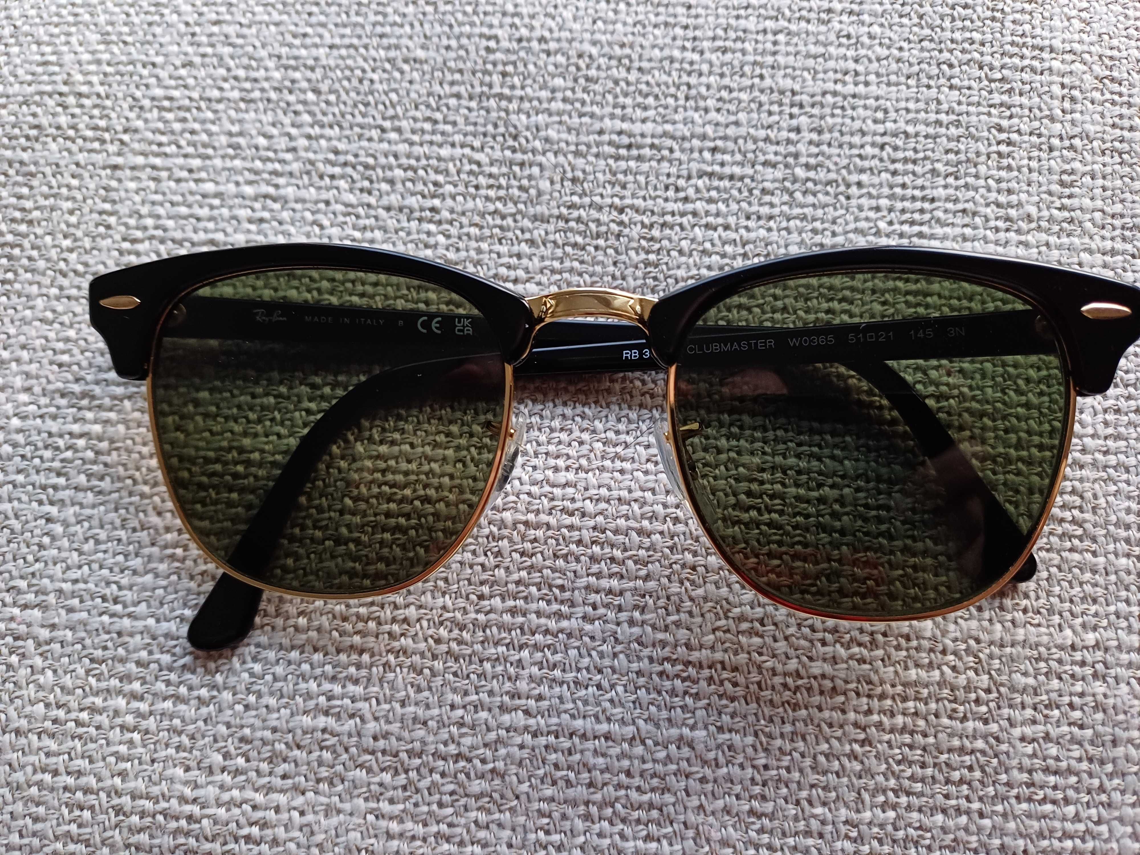 Armação Ray-Ban Clubmaster RB3016 W0365