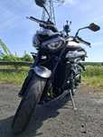 Triumph street triple 765