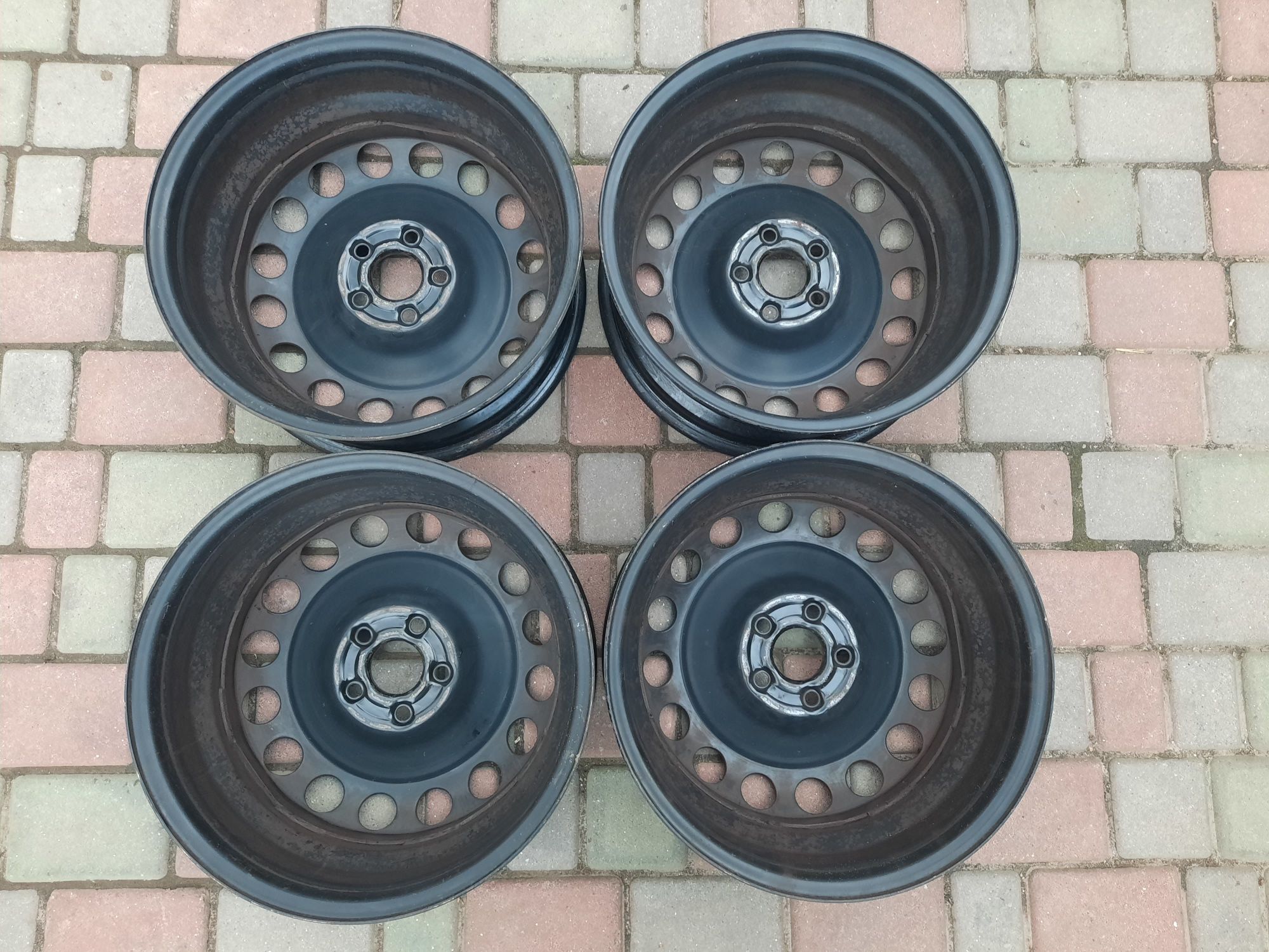 Диски стальні 5×100 R16 поштучно