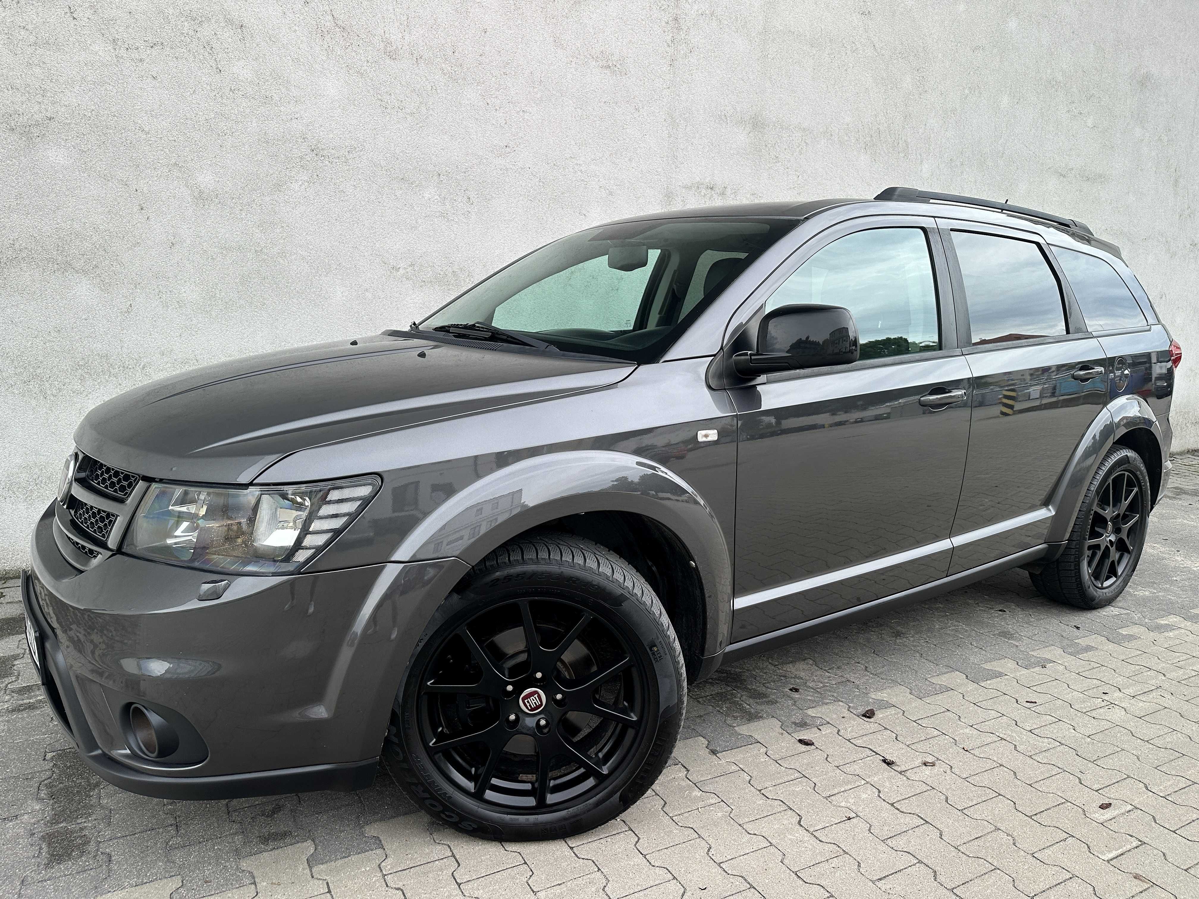FIAT FREEMONT 2.0D 170PS AWD FULL Skóra Kamera DvD Alpine 7os BLACK 19