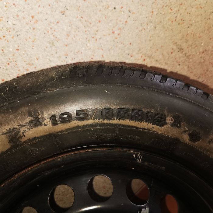 Jantes de ferro Mercedes C W205 com pneus