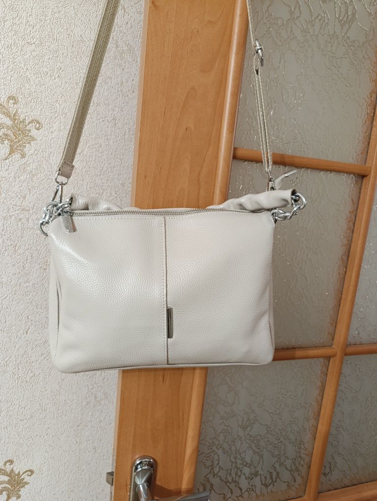Продам шкіряну сумочку