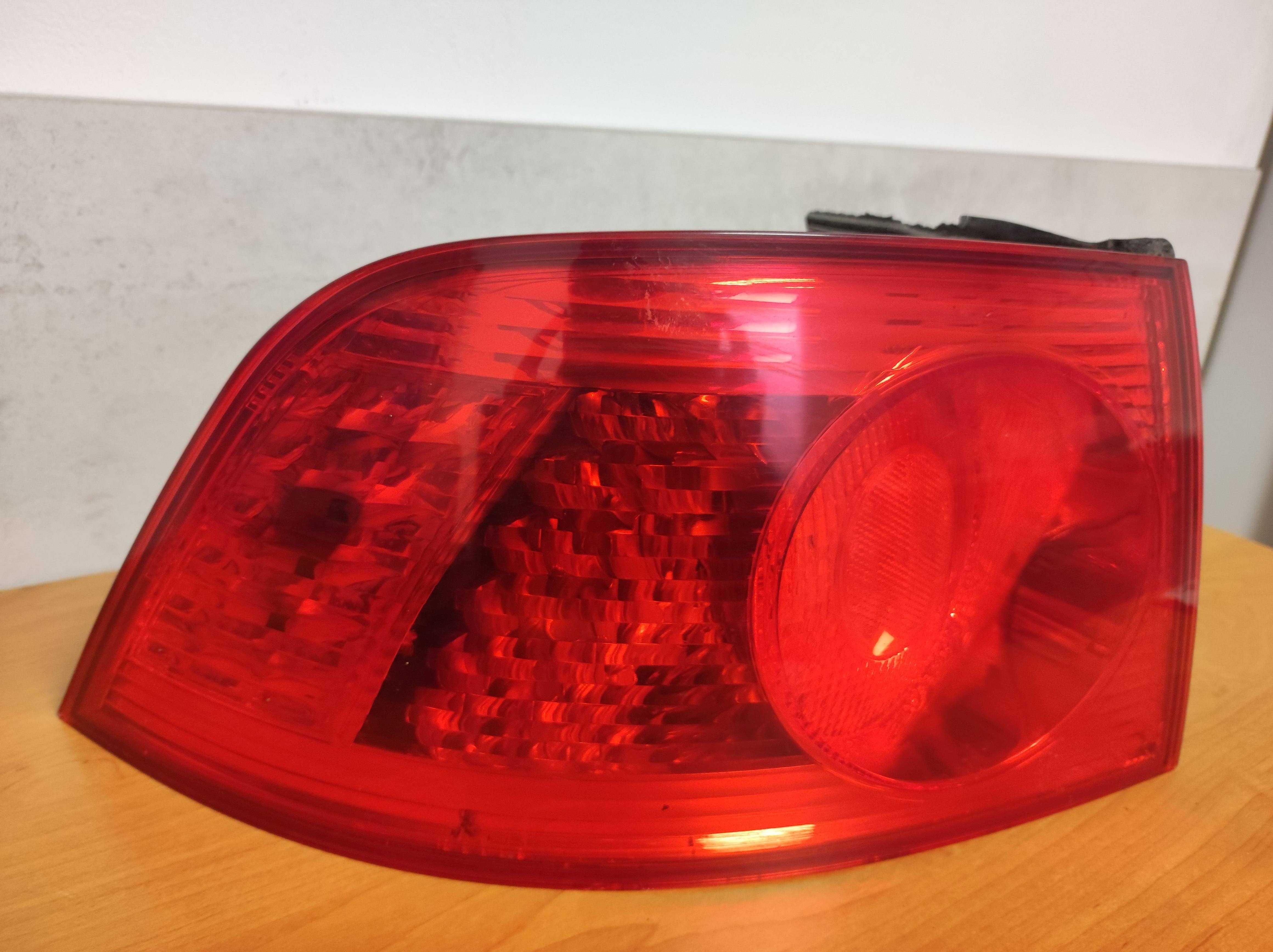 VOLKSWAGEN PHAETON Lampa lewy tył tylna lewa OE 333155L LT60