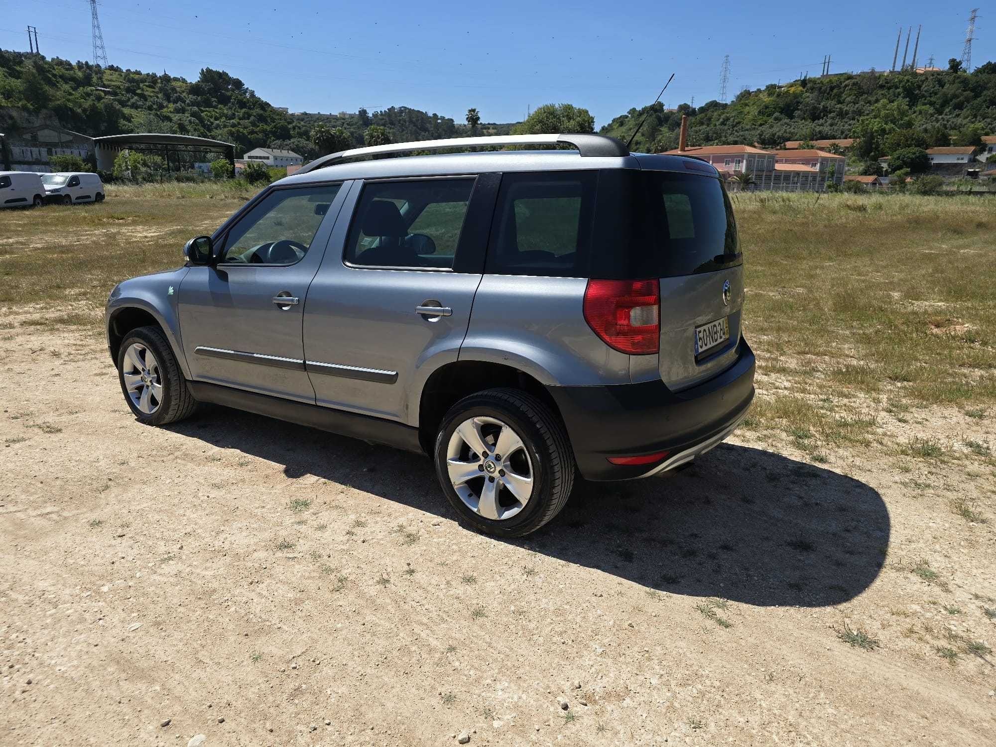 Vendo viatura serviço impecável