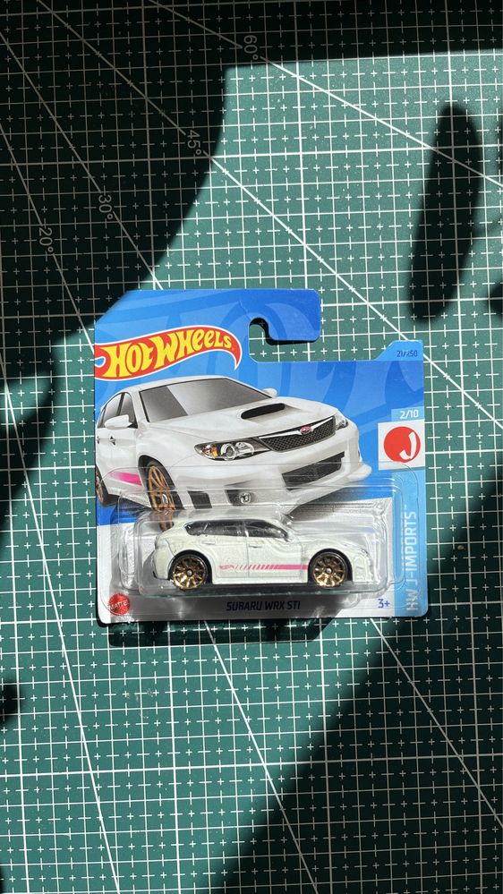 Model Hot Wheels Subaru WRX Sti skala 1:64 resoraki autka