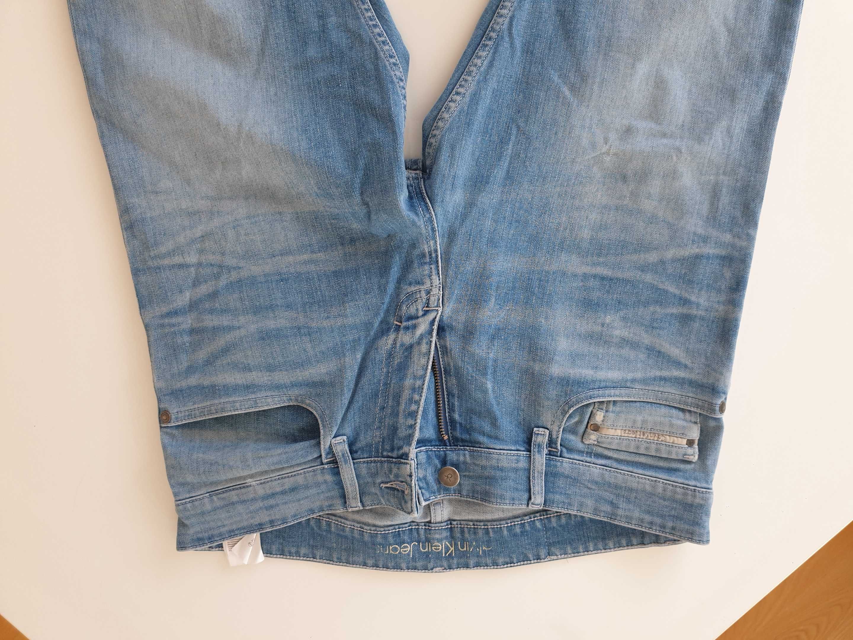 Spodnie jeansy Calvin Klein
