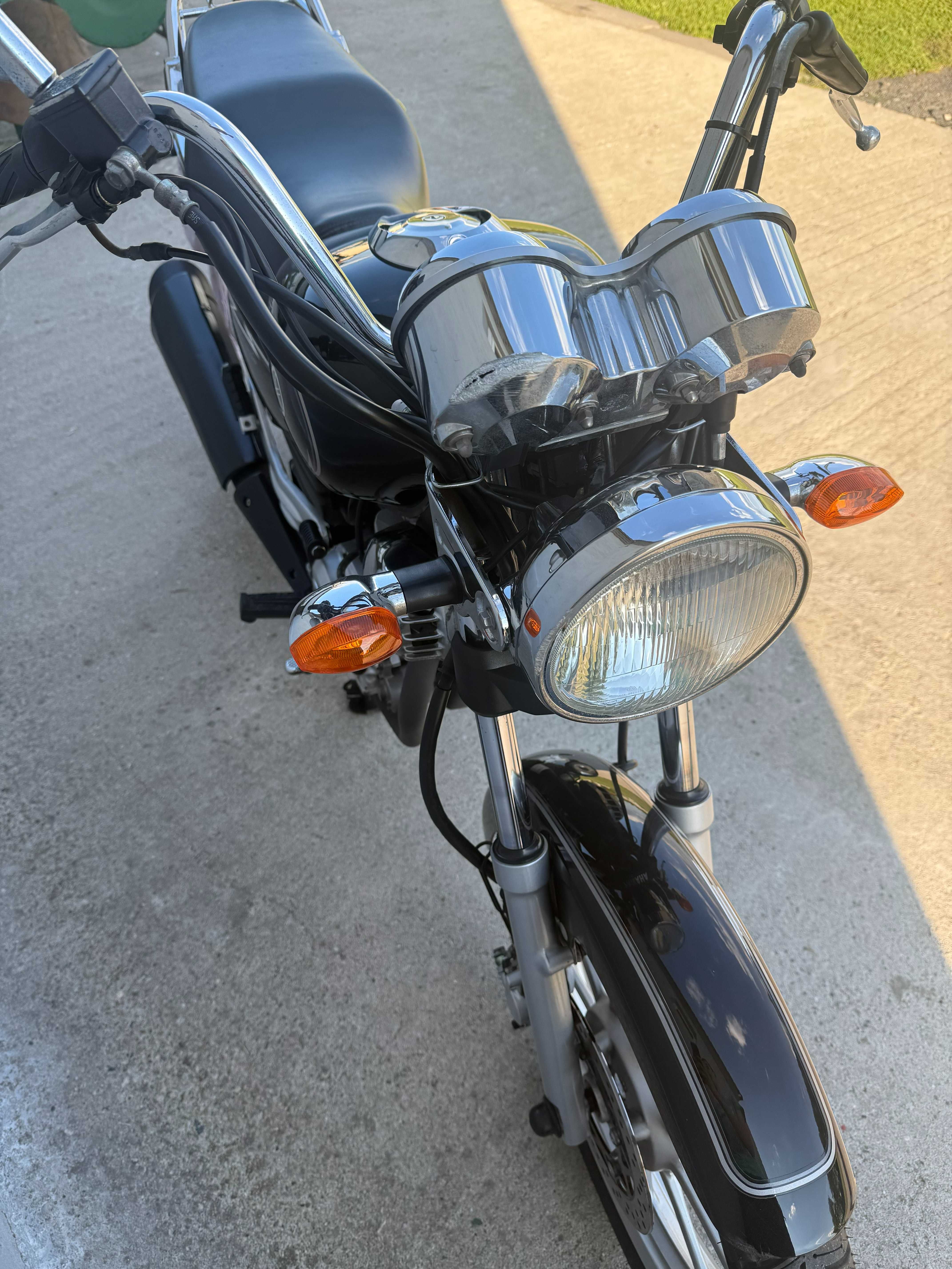 Yamaha YBR CUSTOM 125