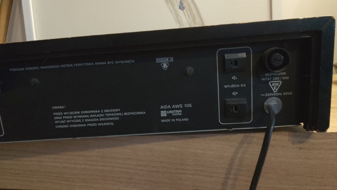 Amplituner unitra Aida AWS 105