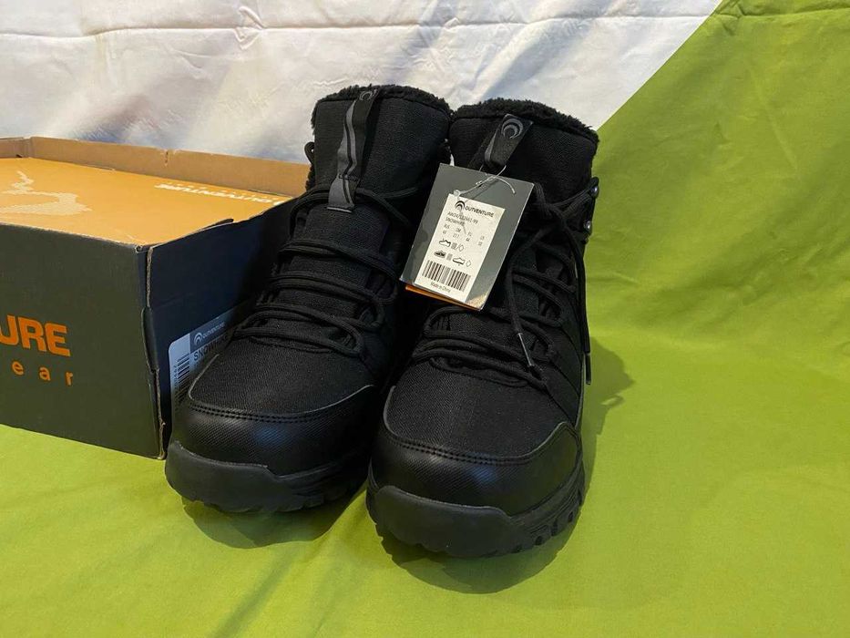 Чоловічі зимові черевики Outventure Snowhike Чорні розмір 43/27.7 см