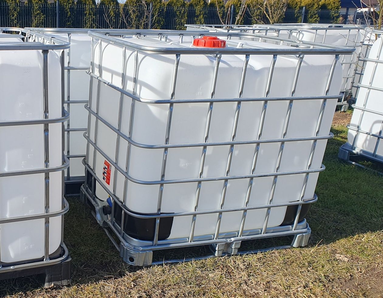 Zbiornik pojemnik mauzer 1000 litrów