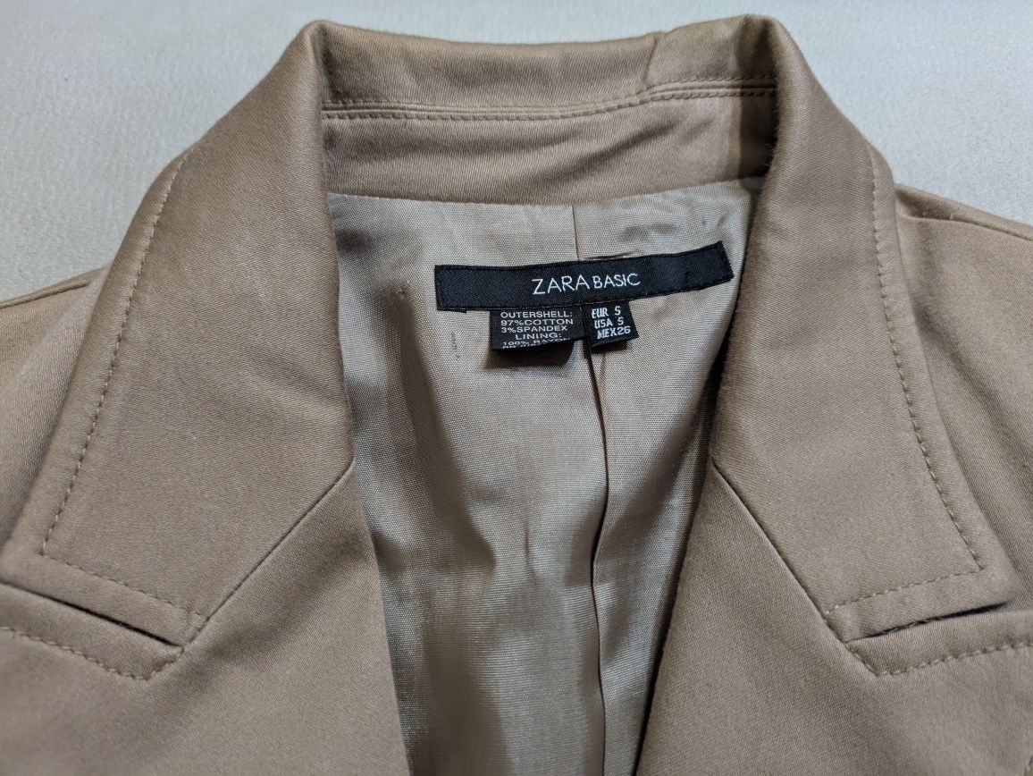 Blazer bege da Zara costumizado