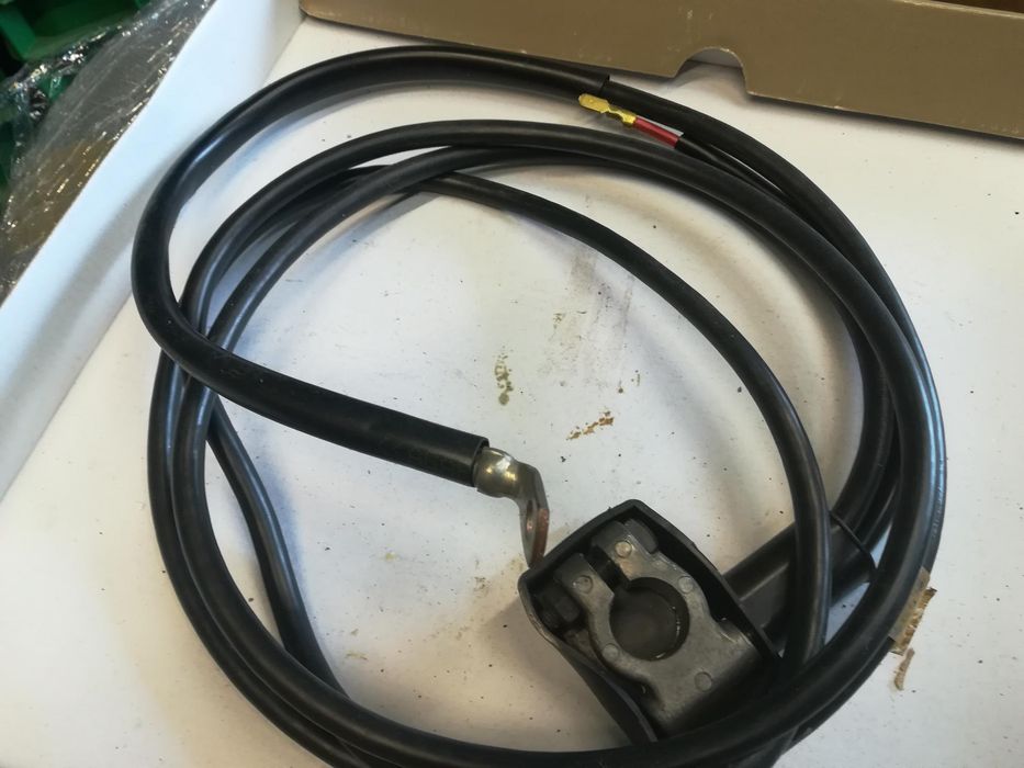 Fiat 126p kabel przewód od akumulatora do rozrusznika fabryczny