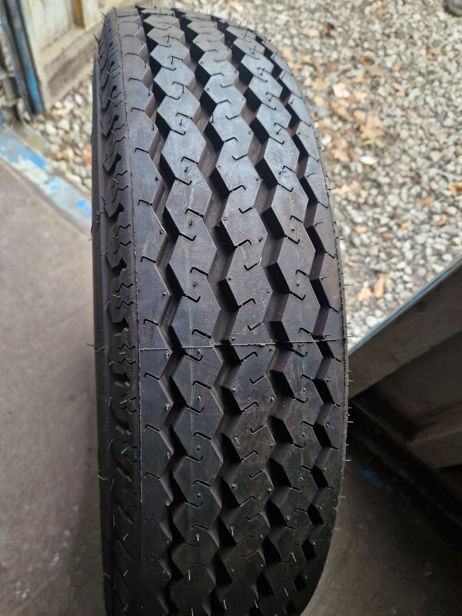 Nowe opony 8,5R17,5 UNIROYAL FH110 (Continental) Wyprzedaż!