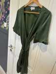& Other Stories sukienka khaki cupro 40 L