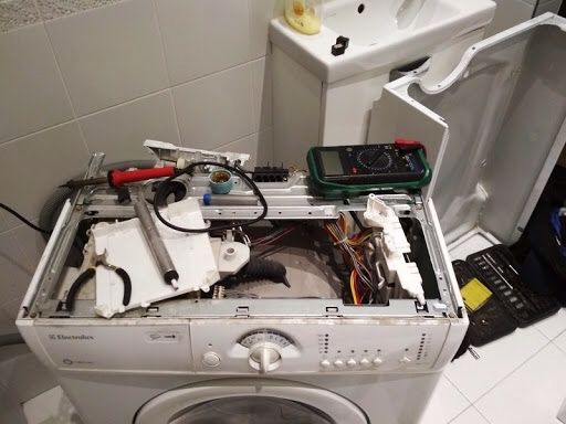 Ремонт стиральных машин на дому .