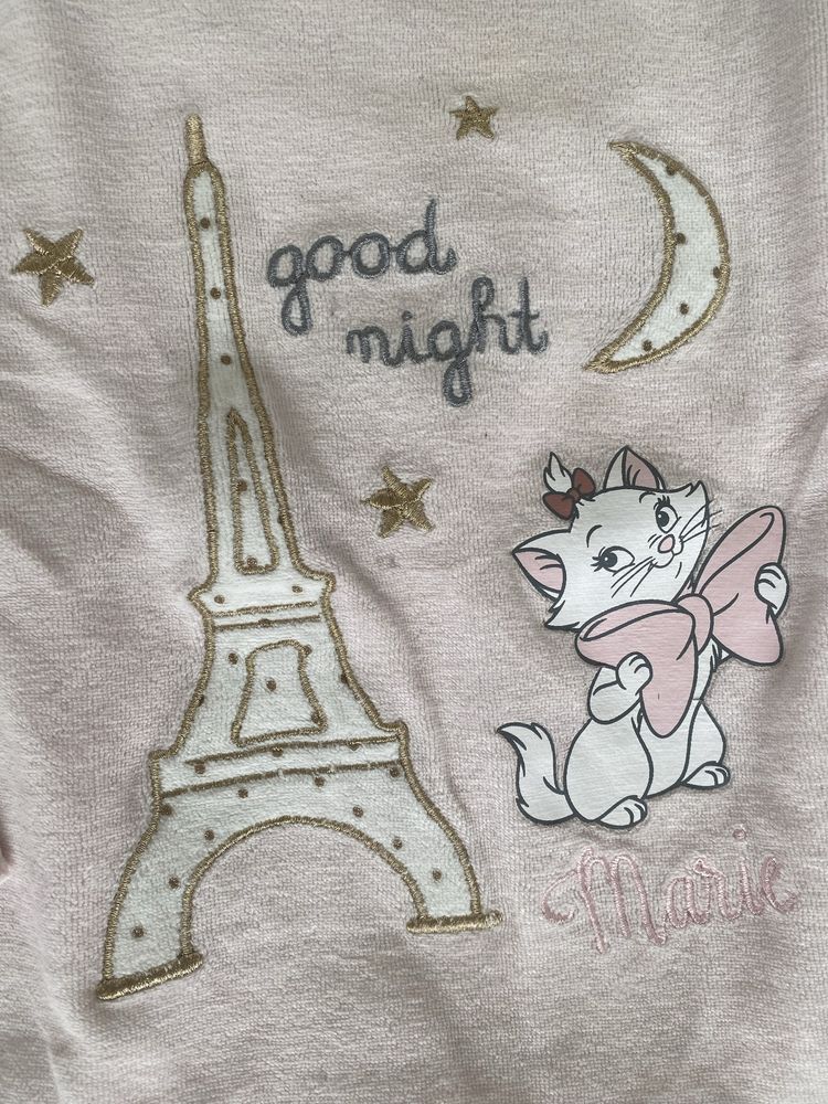Pijamas e pantufas