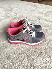 Tenis Nike 35.5 rosa