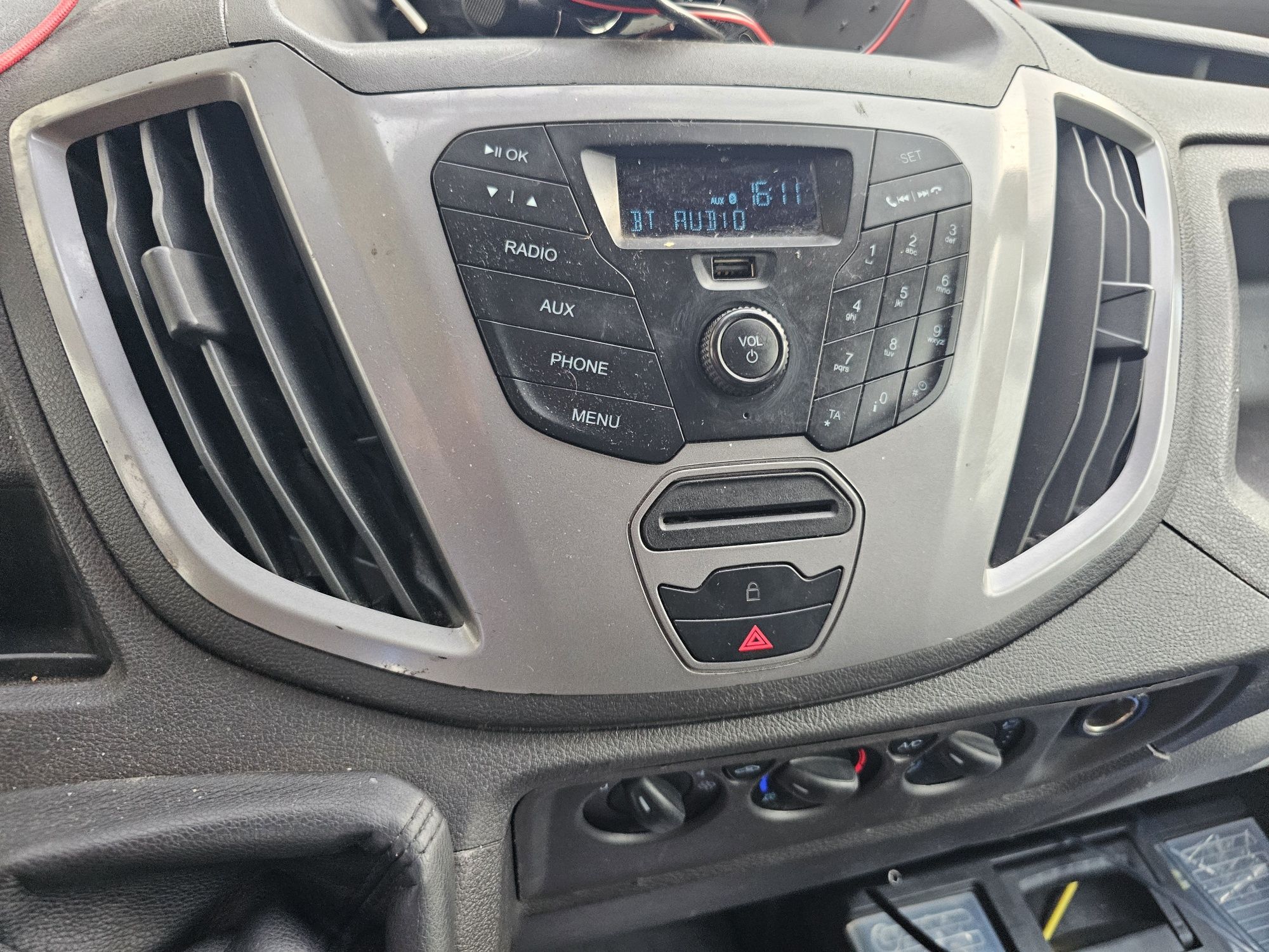 Radio ford transit