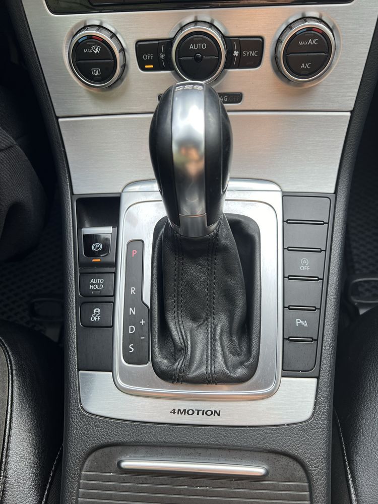 Продам автомобіль wolkswagen passat b7