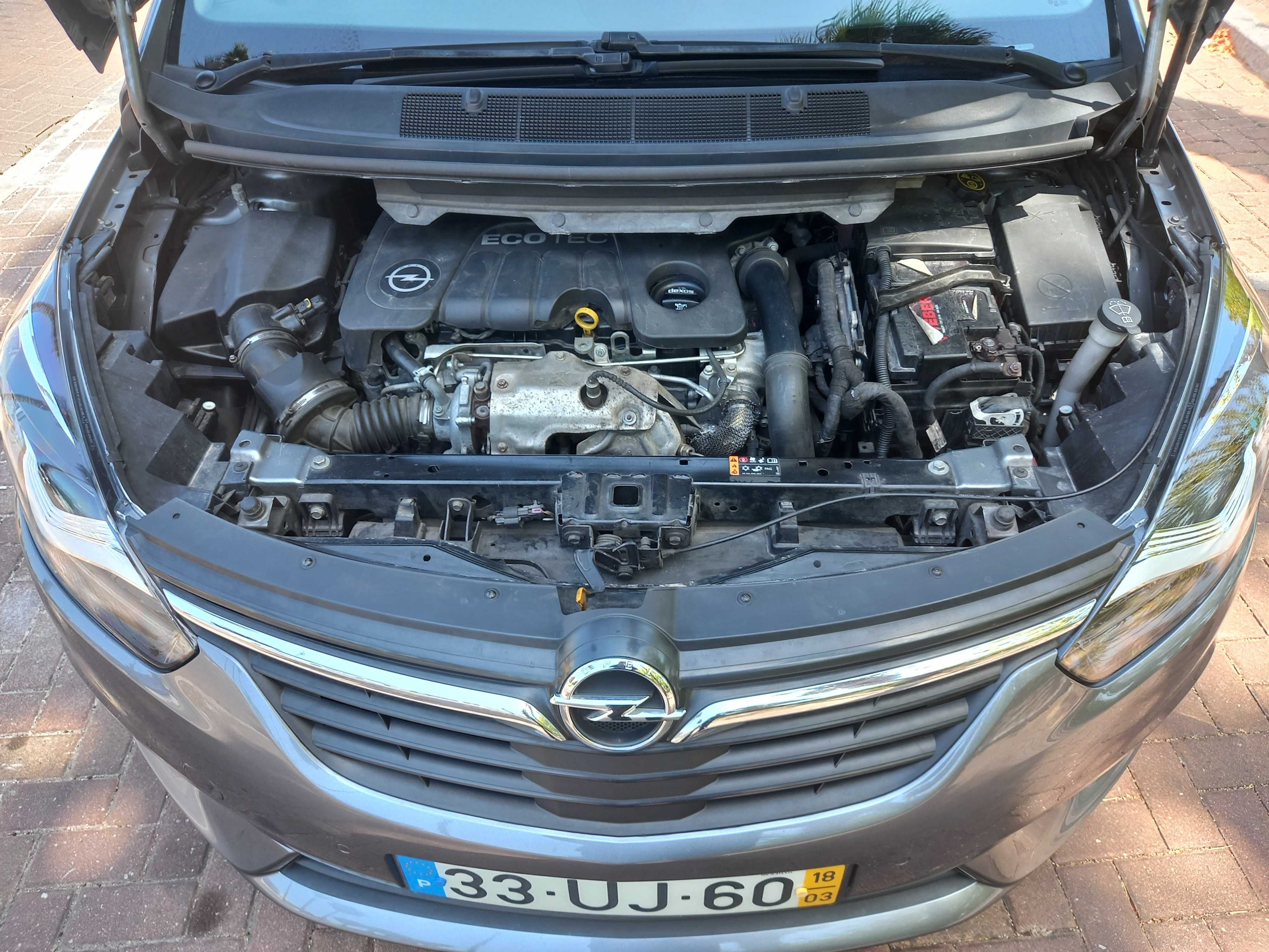 2018 Opel Zafira Tourer - 7 lugares