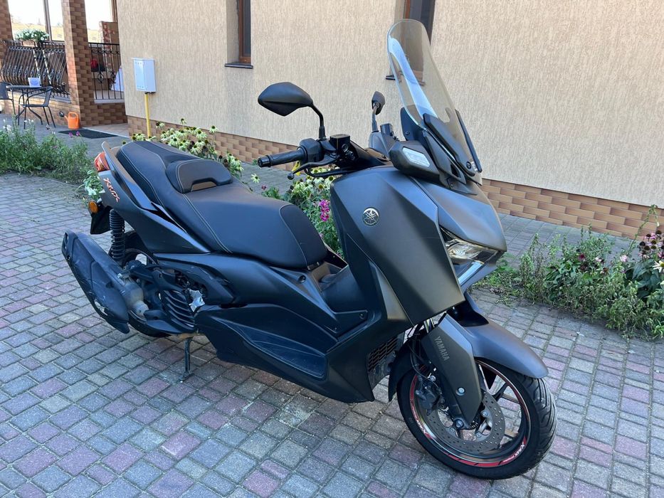 Yamaha X-Max 125 - 2024 rok.