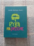 Rybka na drzewie Lynda Mullaly Hunt