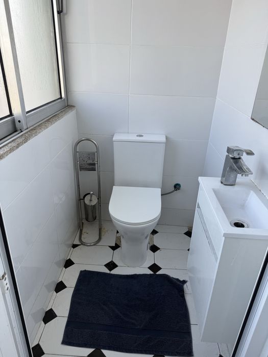 Quarto P/ Rapazes ou meninas  Trabalhadores ou Estudante.