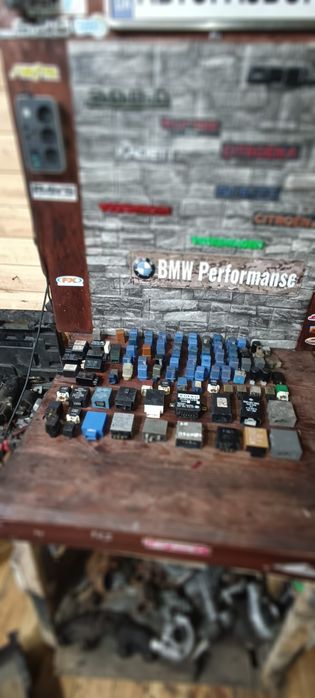 Реле Запобіжник Nissan primera p10 P11 Almera n16 Bluebird t12 t72 y11