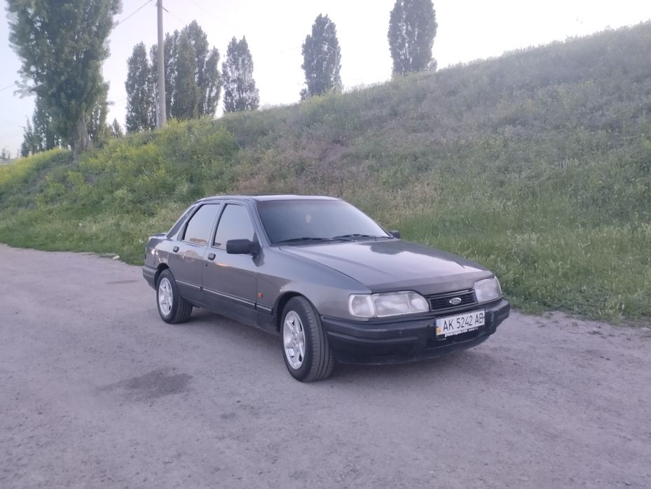 Ford Sierra 2.0 DOHC 1992 ГАЗ/БЕНЗИН