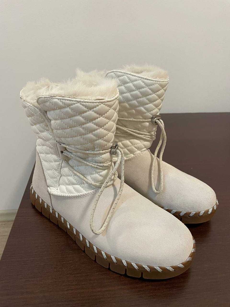 Śniegowce/Buty za kostkę/Zimowe botki