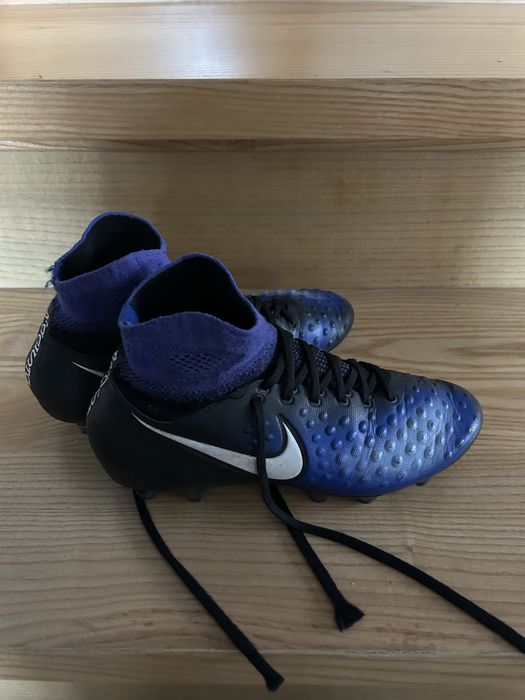 Buty pilkarskie Nike JR Magista Obra 2
