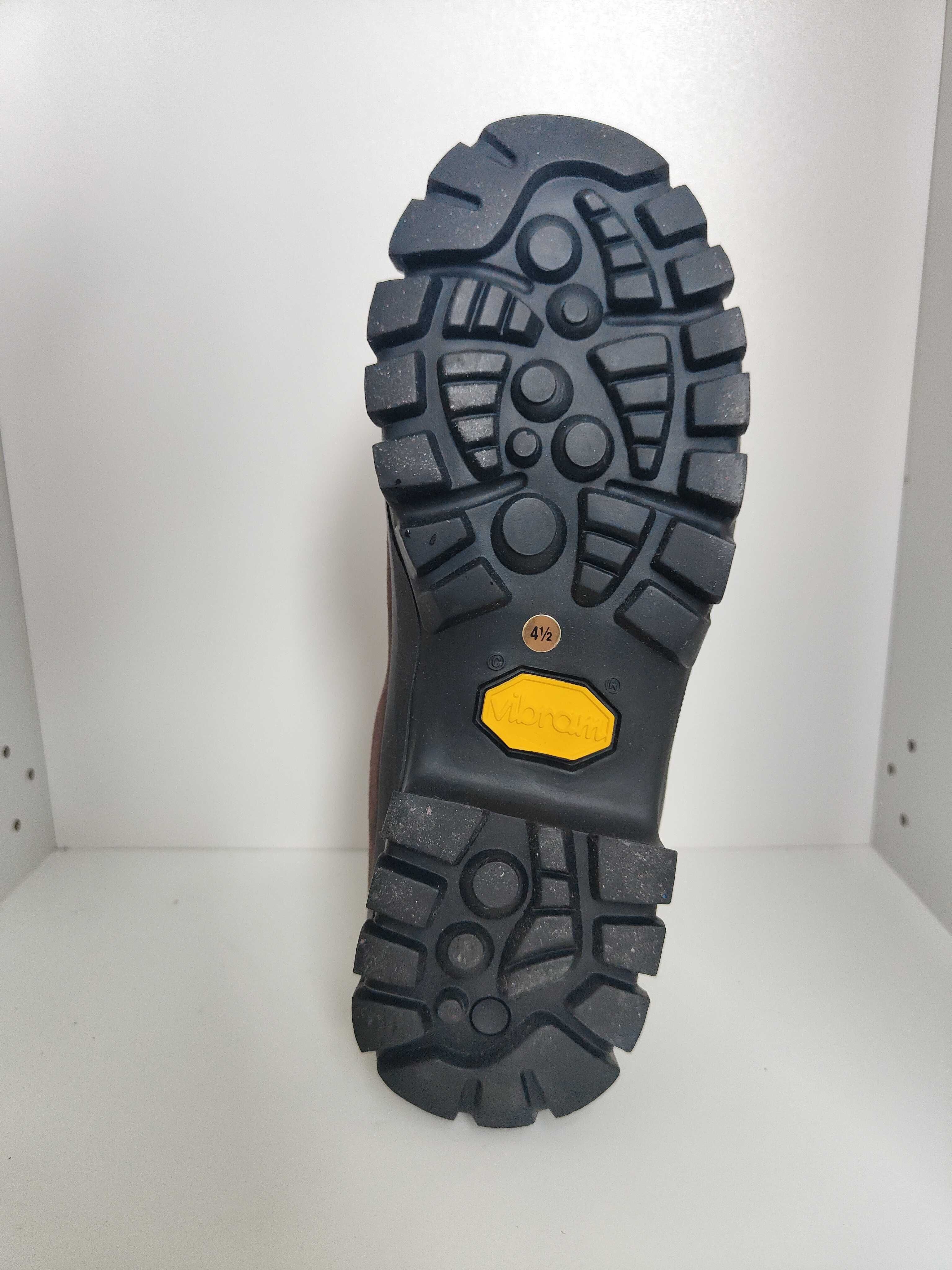 Buty trekingowe / Trapery / Buty Zimowe Vibram Boreal N. Trufa 37,5
