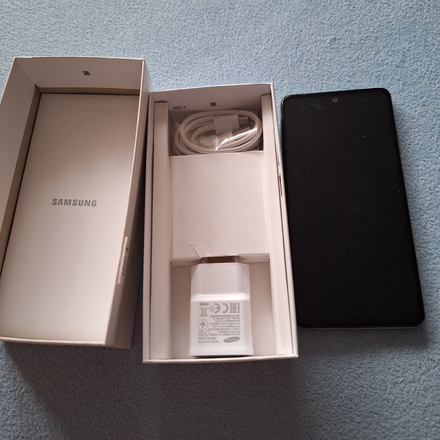 Samsung Galaxy A52s 5G 128 GB.