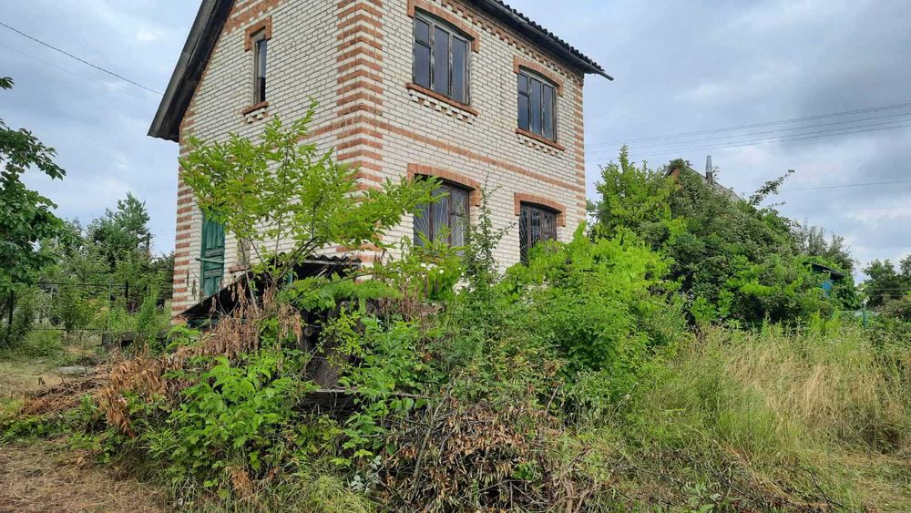 Продам ділянку 6 соток з будинком(коробка) масив "Поляна"