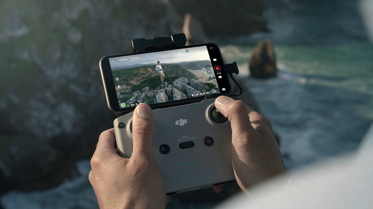 Drone DJI Mavic Air 2S Fly More Combo