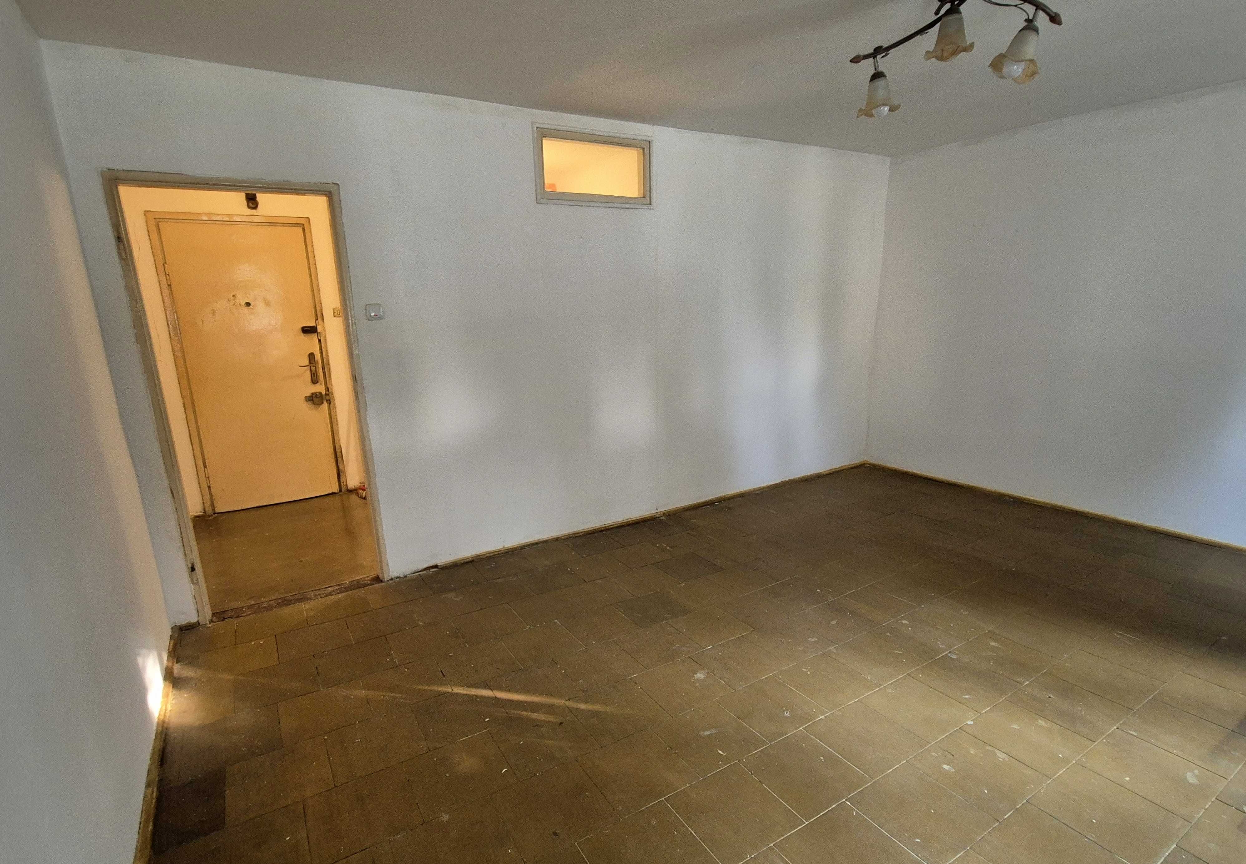 Kawalerka na parterze w centrum Szamotuł