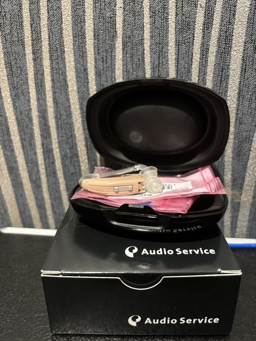 Продам слуховий аппарат AudioService з гарантією і зовсім нові.