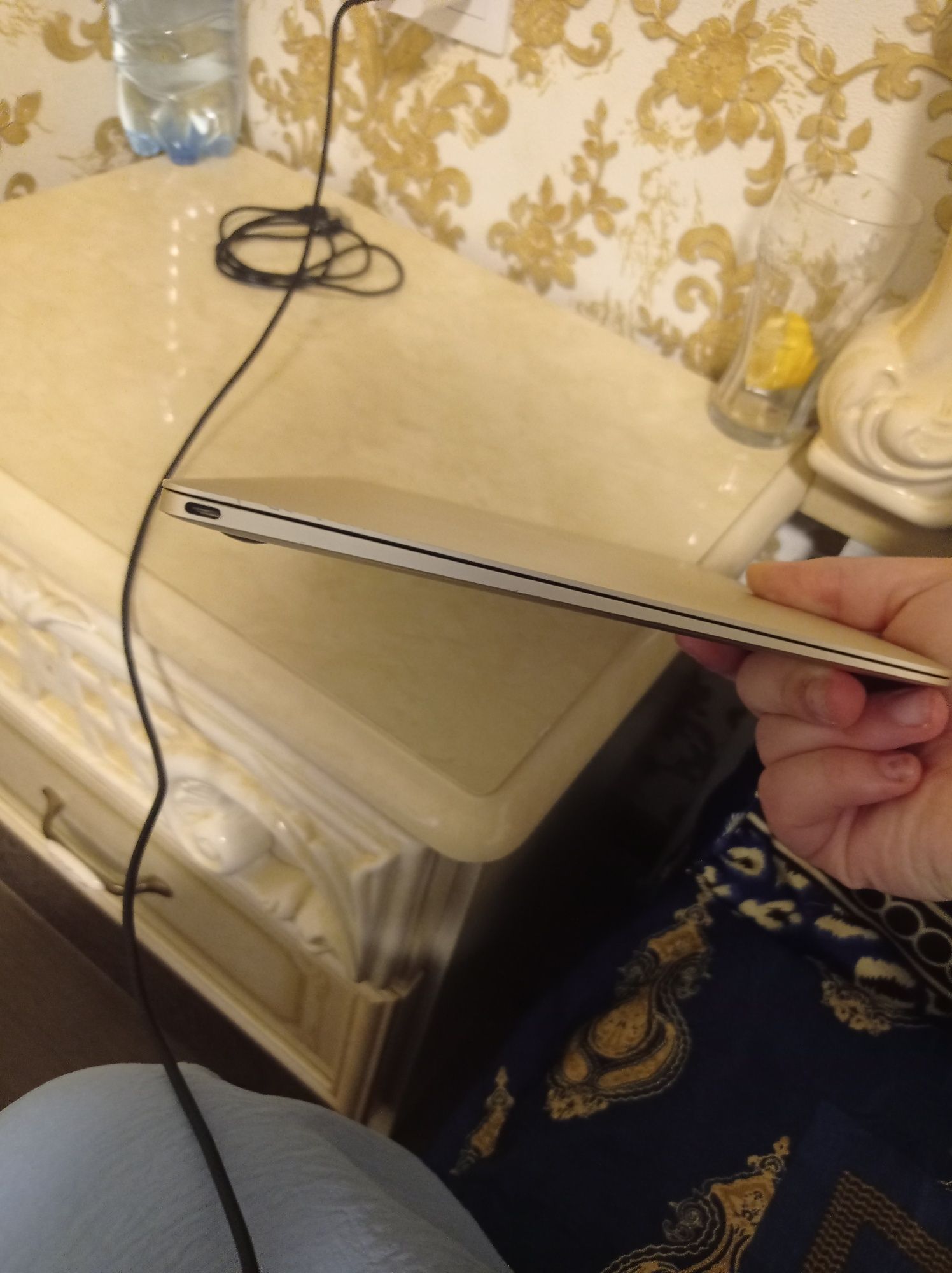 продам MacBook air