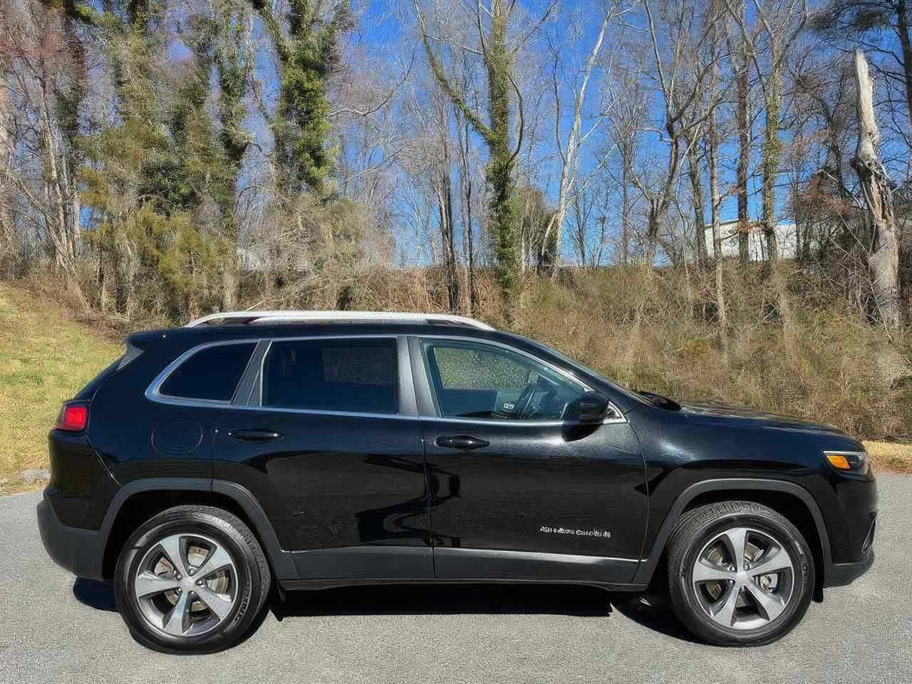 2020   Jeep   Cherokee