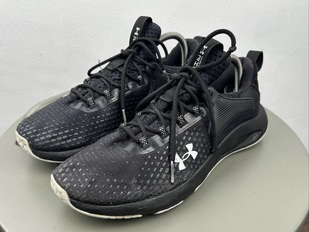 Оригінал! Кросівки Under Armour Hovr 41 розмір 02570