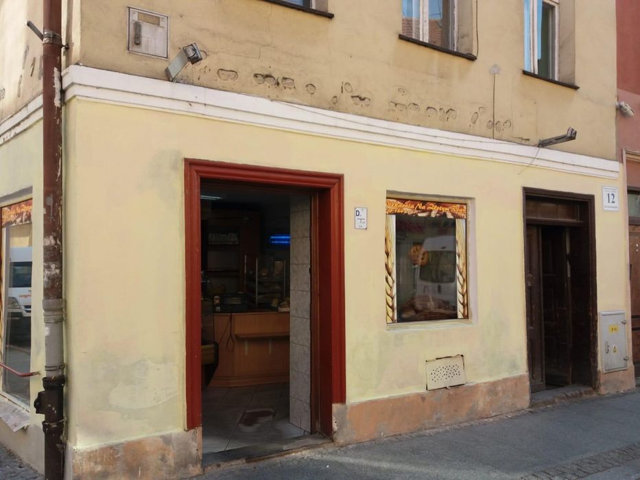 Centrum Jawora piekarnia Mieszkanie 3 pokoje + piekarnia lub magazyn