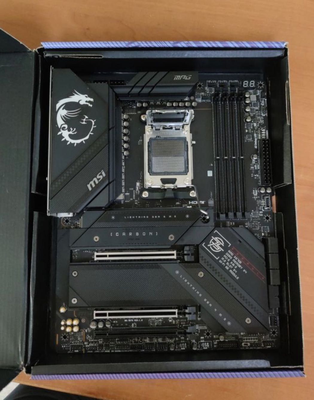 Материнська плата MSI X670E Carbon/Гар 3 міс/SiliconFox