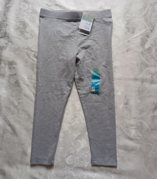 Лосіни ( 2 шт ) + кофтинка на дівчинку 
Нові