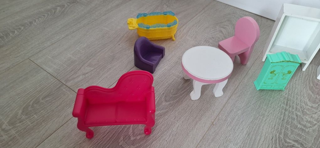 Domek dla lalek - duży - stan bardzo dobry