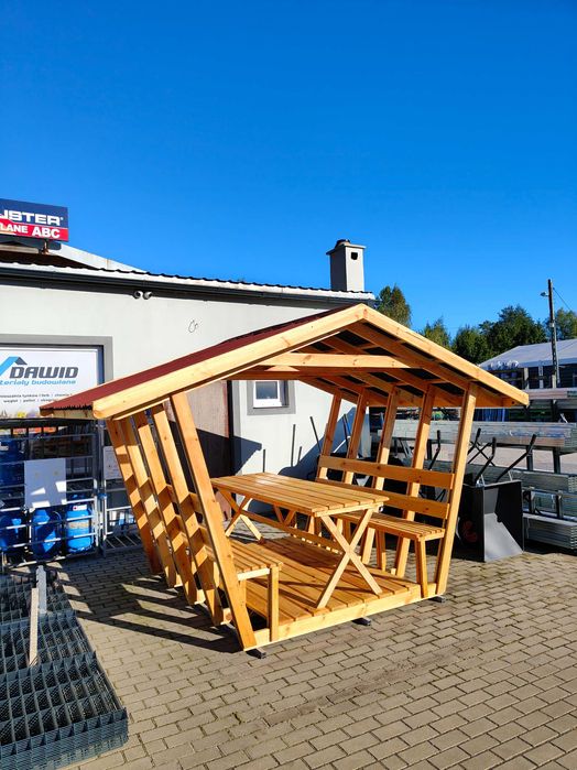 WIATA ALTANKA pergola drewniana ze stołem