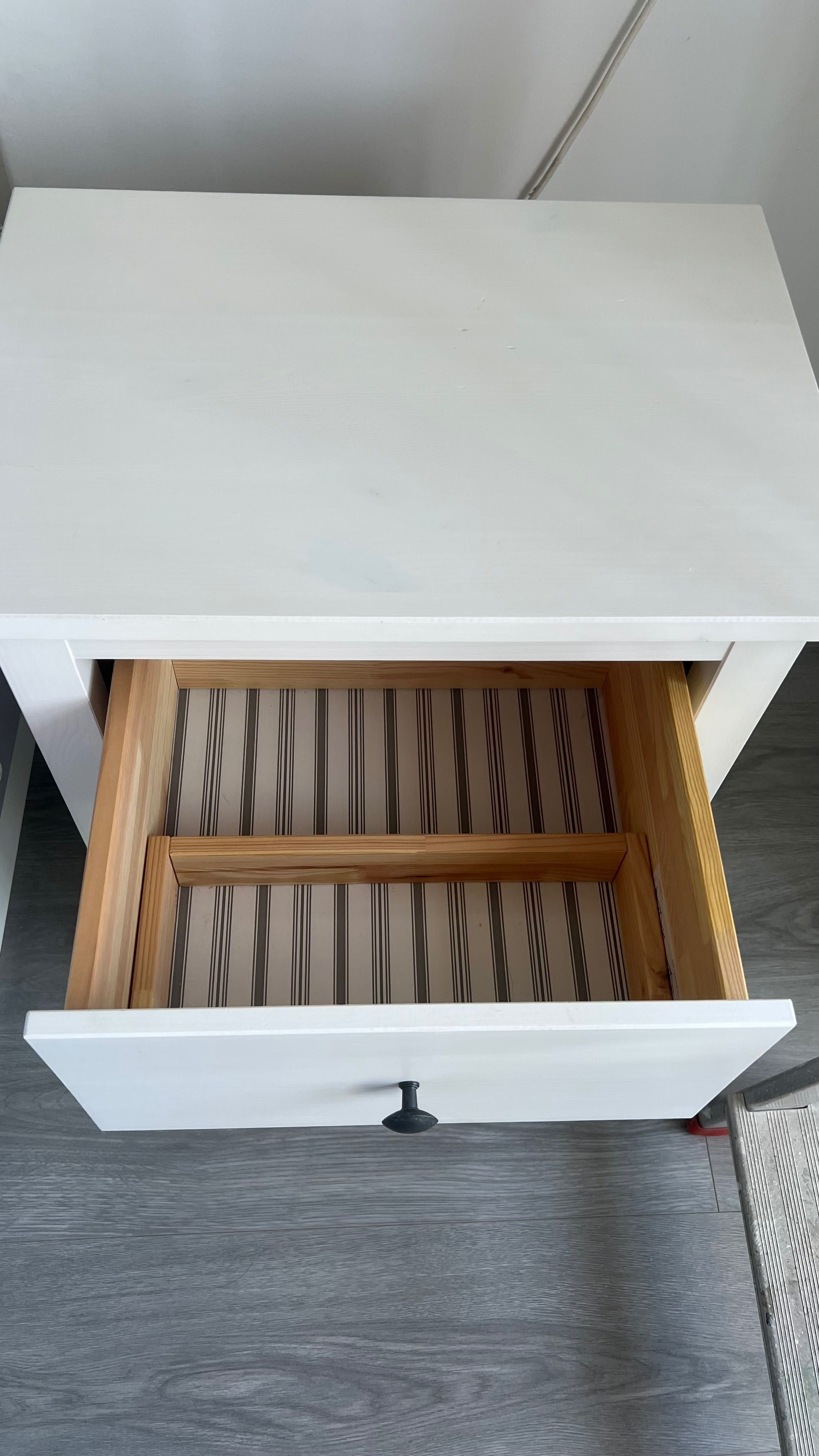 Conjunto Mesas de Cabeceira HEMNES IKEA