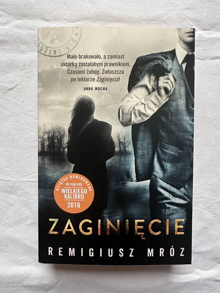 Książka „Zaginięcie” Remigiusz Mroz, seria z Chyłką tom 2