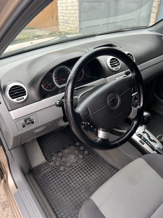 Продам шевролет нубира