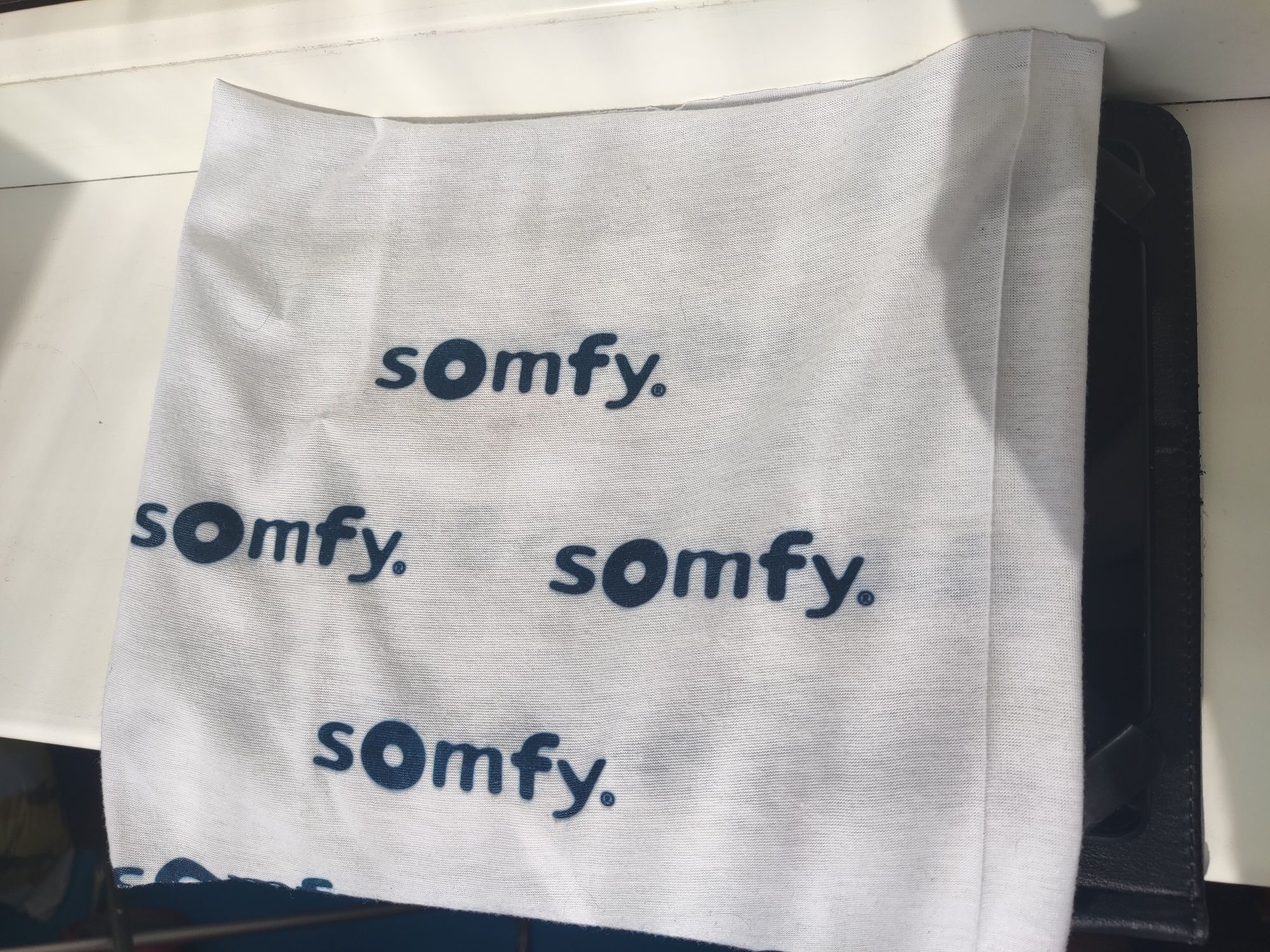 Продам лижну пов'язку на голову.SOMFY