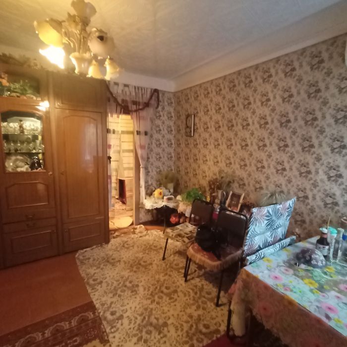 Продам часть дома со своим входом и гаражом ул. Ближние Мельницы/Цв